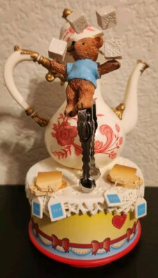 Vintage Enesco  Teapot w/ 2 BEARS ''TEA FOR TWO'' Rotating Music Box 6 1/2'' Works