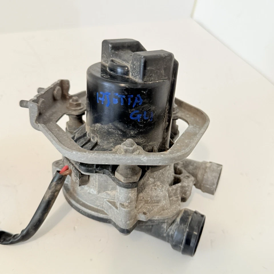 Volkswagen Jetta GLI 2017 bomba de inyección de aire secundaria OEM 04E959231 Foto 2 de 4