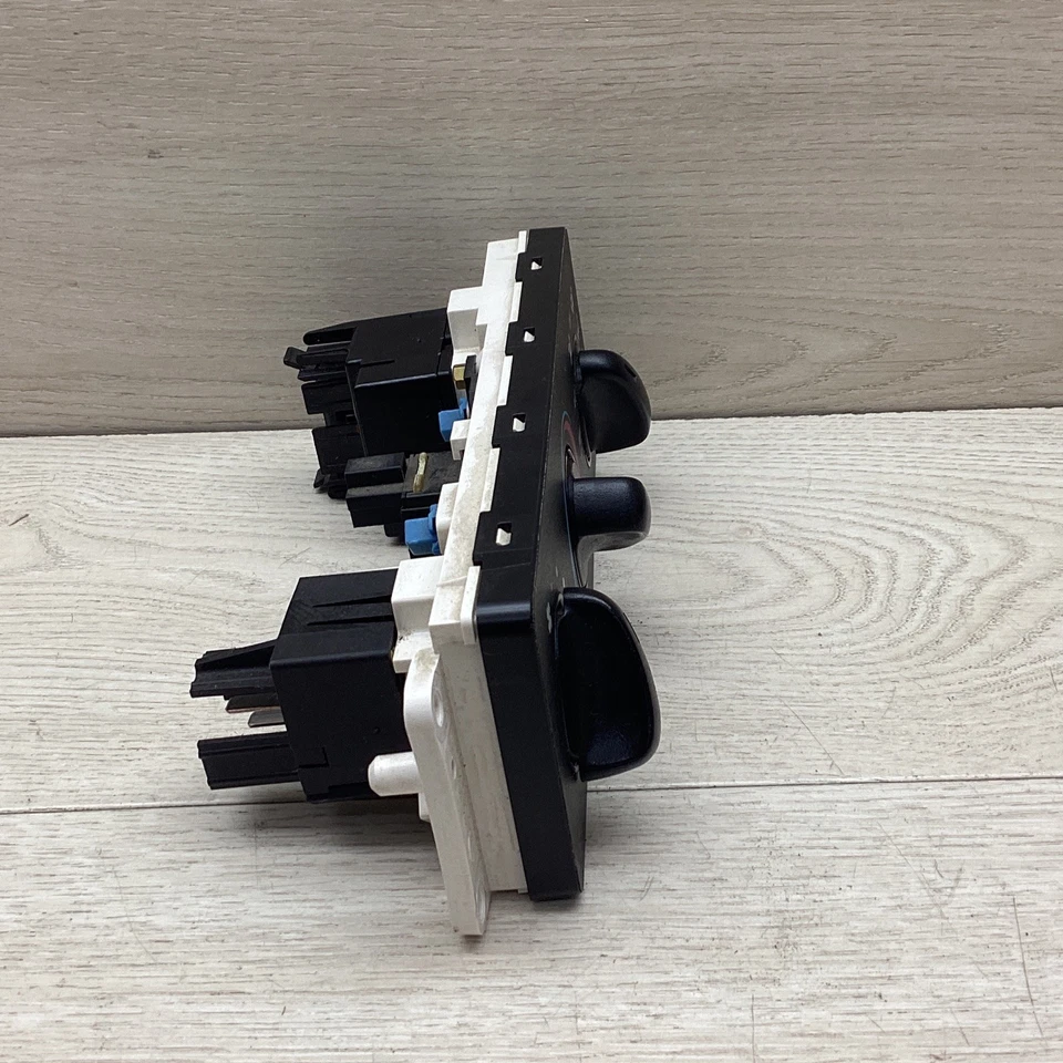 2003-2011 Ford Ranger Heater A/C Temperature Climate Control OEM 3L5H-19E764-AA - Image 2 of 3