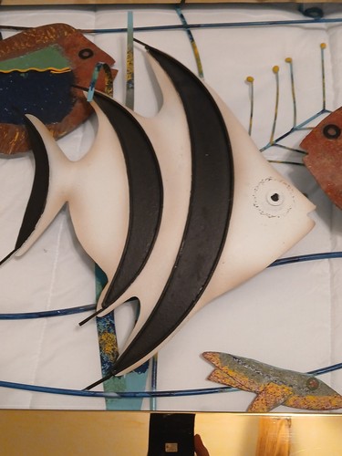 C. JERE METAL WALL SCULPTURE TROPICAL FISH AQUARIUM Signed 1997 - Picture 6 of 9