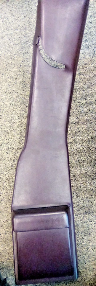 1980 - 89 凯迪拉克 Fleetwood 右 "B" 支柱后面板盖 原始设备制造商 LOC-203DG — 第 3/4 张图片