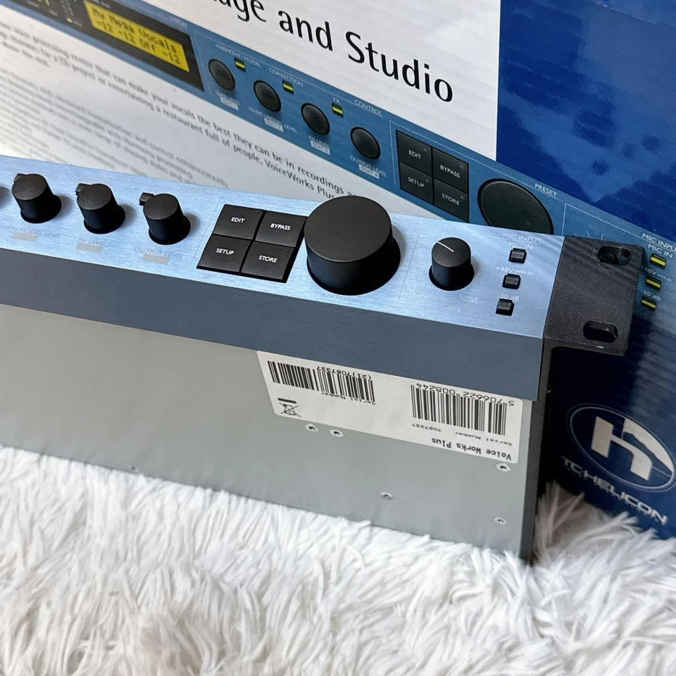 Tc-Helicon Voiceworks Plus processore vocale multieffetto usato - Image 3 of 4