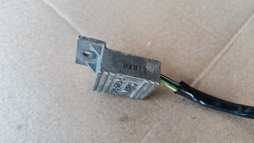 Honda CB900C 1982 OEM CDI caja/encendedor/caja de chispas/módulo de chispas Foto 3 de 4