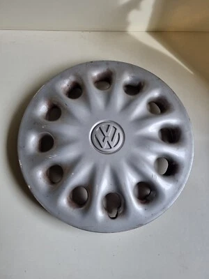 VW / Enjoliveur de roue 15 pouces / 7m0601147e - Photo 1/3