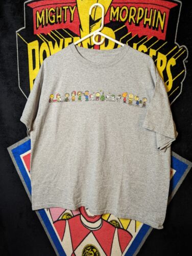 Vintage United Feature Syndicate Peanuts Gray T-Sh