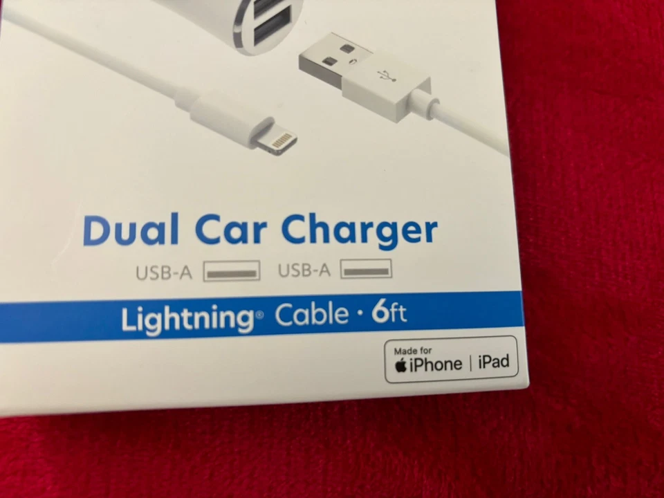 NUEVO EN CAJA Cargador de Coche Doble Inalámbrico Puertos USB-A con Cable Rápido de 6 pies Blanco Foto 3 de 3