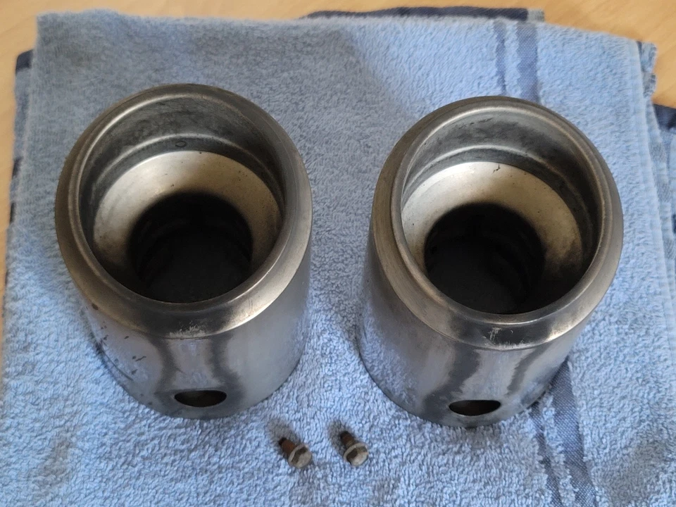 Set of 2 OEM 2015-2025 Subaru BRZ Toyota GR86 Scion FR-S muffler tail pipe tips - Imagem 3 de 4