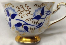 ROYAL CHELSEA ENGLAND TEACUP CUP ONLY BLUE FLOWERS GOLD CORKSCREW LEAVES COBALT