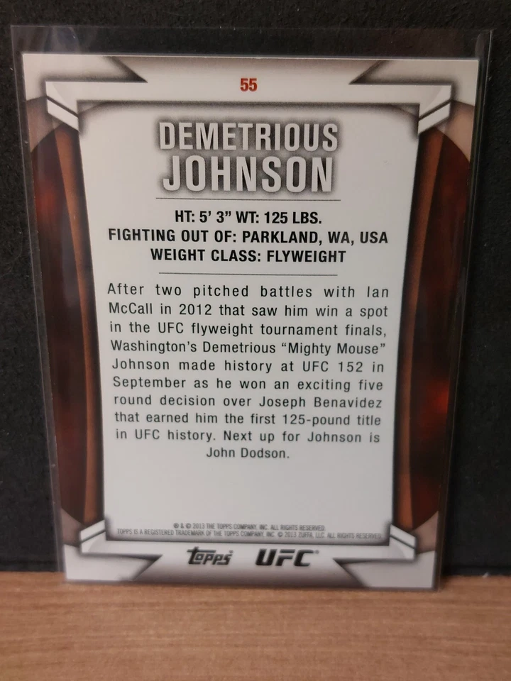 Demetrious Johnson #55 2013 Topps UFC Knockout Gold #088/188 - Image 2 of 2