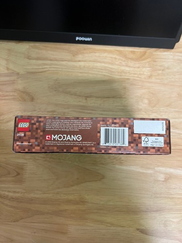 LEGO Minecraft: La Lotta degli Inferi (21139) - Foto 5 di 5