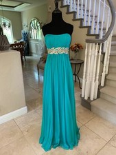 NWT PEACOCK LA FEMME PROM/PAGEANT/FORMAL DRESS/FOWN 15986 SIZE 4