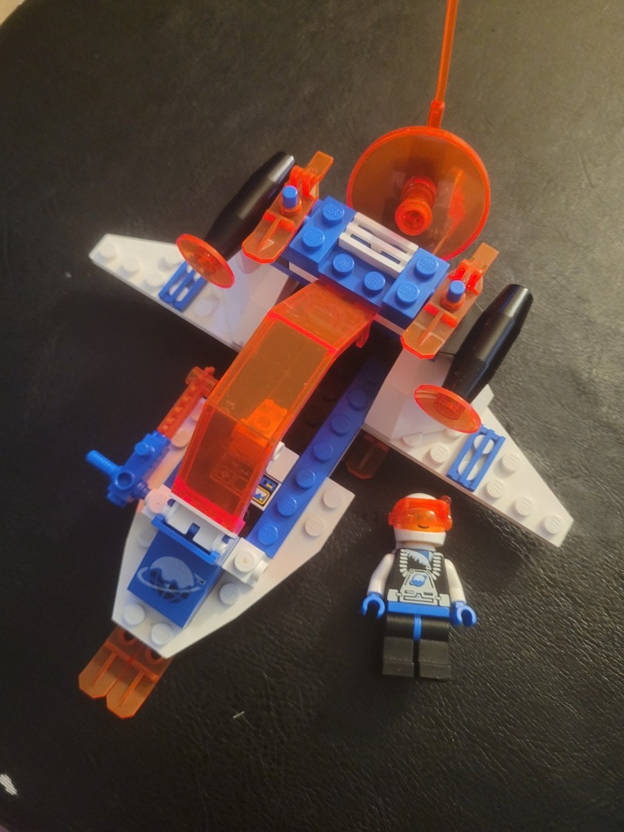 Lego Space Ice Planet 6879 Blizzard Baron 100% Complete W