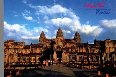 SIEM REAP,CAMBODIA CONTINENTAL CHROME POSTCARD Angkai Wat  Religious Monument