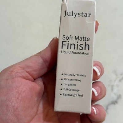 Julystar SOFT MATTE FINISH LIQUID FOUNDATION Full Coverage Shade 08