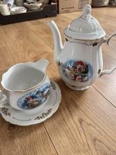 Vintage Old-fashioned Christmas Lars Carlson for Fyrklövern Teapot and Creamer