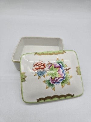 Herend Hungary Queen Victoria Rectangular Trinket Box