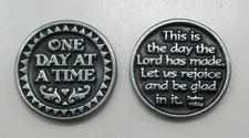 4JD One day at a time This is the day the Lord has made AA POCKET TOKEN CHARM