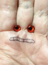M01594 MOREZMORE 1 Pair Glass Eyes Iris 8mm RED Flat Back Doll Puppet