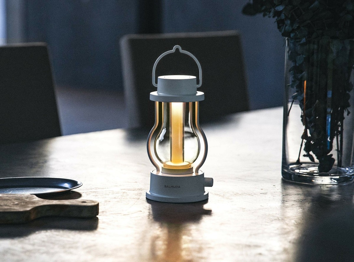 新品未開封　BALMUDA The Lantern L02A-wh Balmuda The Lantern Black LED L02A-WH Lamps built-in battery