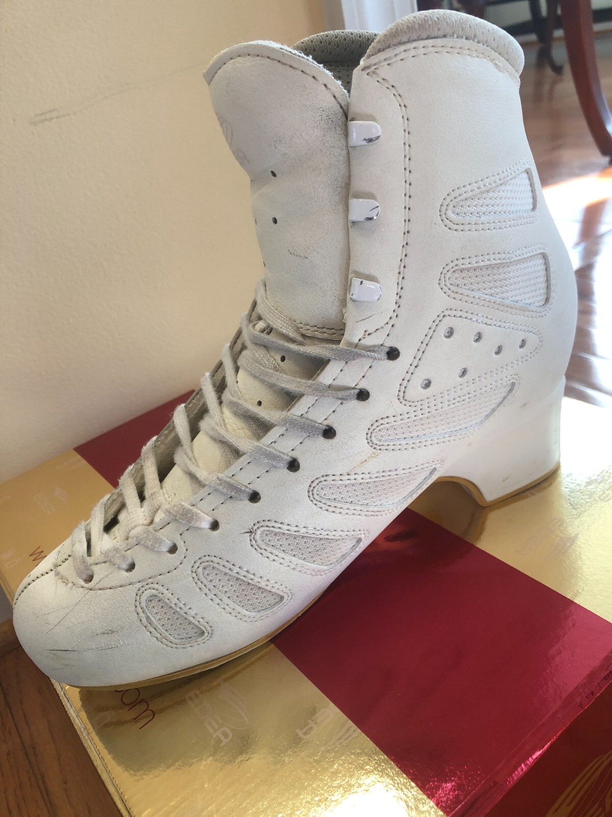 EDEA Piano White Figure Skating Boots 260C excellent condition eBay