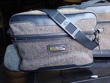 Vintage Jordache Multi Color Tweed and Navy 2pc Travel Set