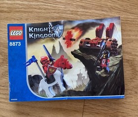 Lego Castle: Knights Kingdom Fireball Catapult - 100%  w/ Catalog & Box (dented)