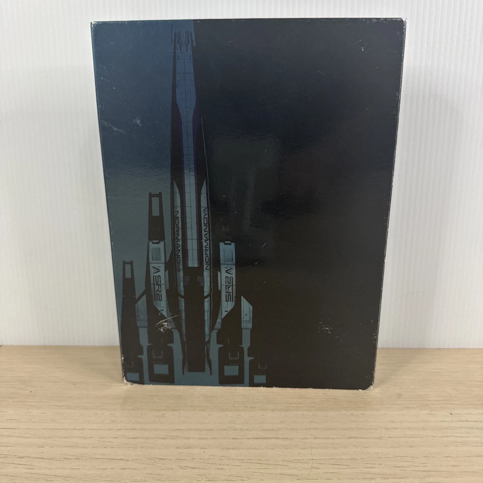 Xbox 360 Microsoft Mass Effect Trilogy 1 2 3 Video Game Military Sci-Fi Action - Image 2 of 4