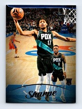 #138 2022-23 Chronicles Luminance Base ) Shaedon Sharpe RC Trail Blazers
