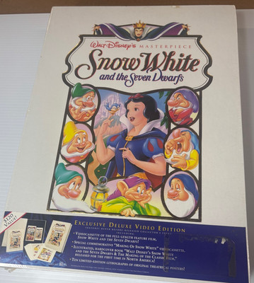 SNOW WHITE Walt Disney's Deluxe Video Masterpiece Exclusive new factory sealed