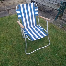Vintage Blue & White Stripe Spring C-Frame Beach Garden Deck Chair Wood Armrests