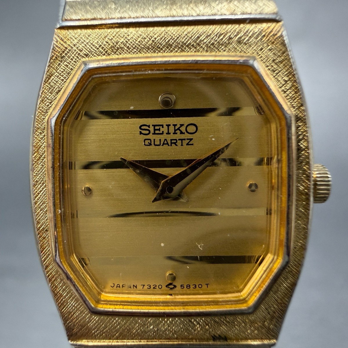 Seiko Watch Women 18mm Champagne Dial Gold Tone Rectangle  display picture 2