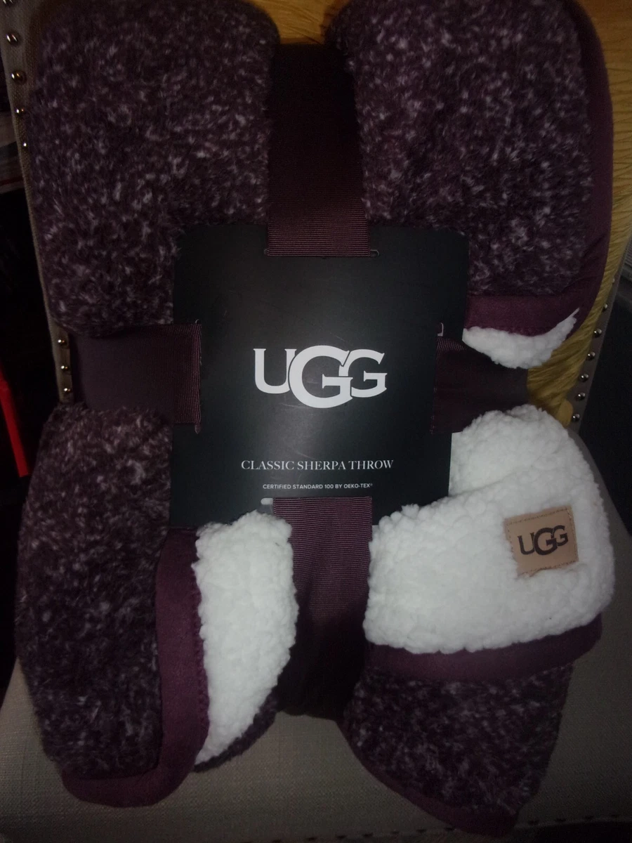 Ugg classic 2025 sherpa throw