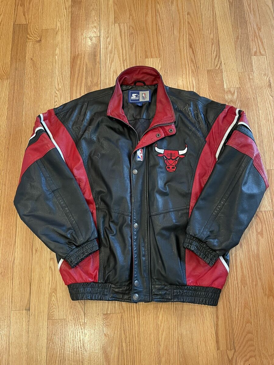 VTG CHICAGO BULLS LEATHER JACKET SIZE L STARTER JORDAN VTG CHICAGO BULLS LEATHER JACKET SIZE L STARTER JORDAN