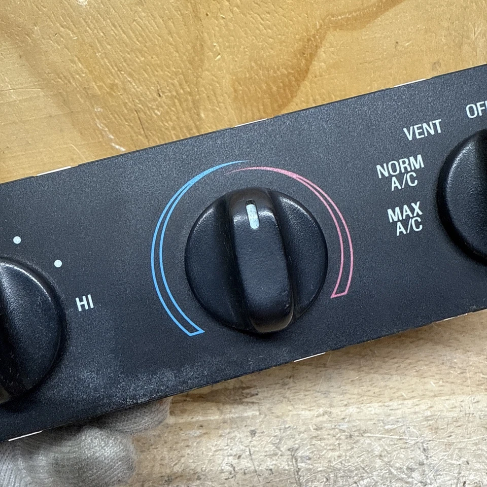 1998-2011 Ford Crown Victoria Heater A/C Temperature HVAC Climate Control Switch Foto 3 de 4
