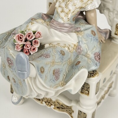 1982 - Lladro - 1395 - Quiqueta Inquieta - Naughty Little Girl