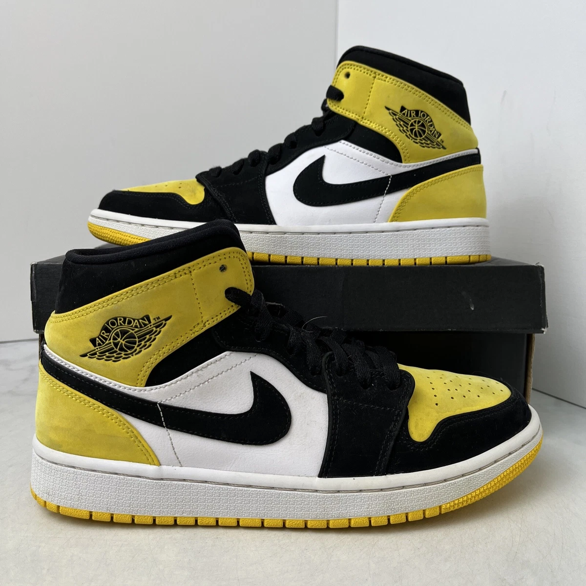 Nike Air Jordan 1 Mid Yellow Toe Size 8.5 852542–071 OG I Yellow