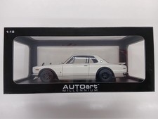 AUTOart 1/18 Nissan Skyline GT-R KPGC10 White Diecast Model Car