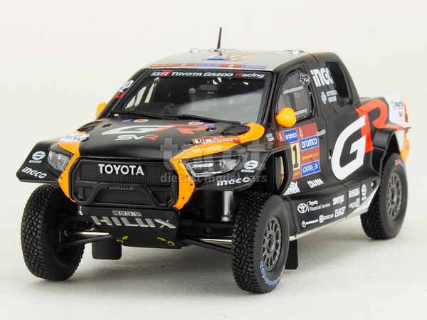 Toyota GR DKR Hilux Evo Dakar 2025 - IXO 1/43-image