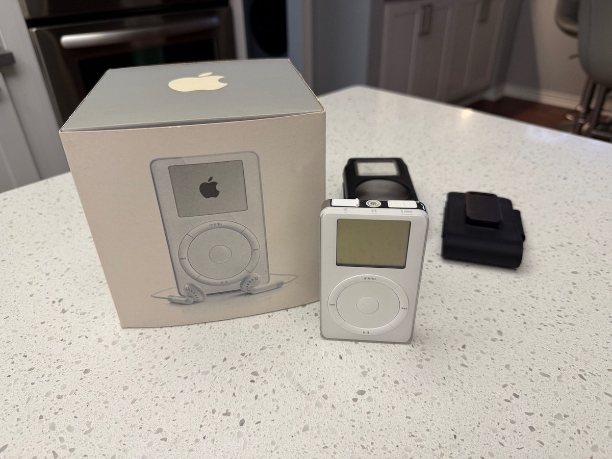 Apple Ipod Classic 2nd Generation A1019 10gb 2002 M8740b/a with