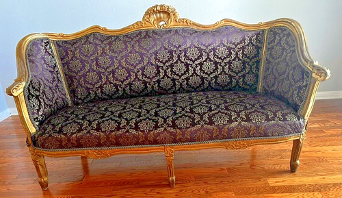 Hollywood Glamour Louis XV Style Gilt Settee with Purple Damask Velvet 1960s Era - Picture 4 of 23