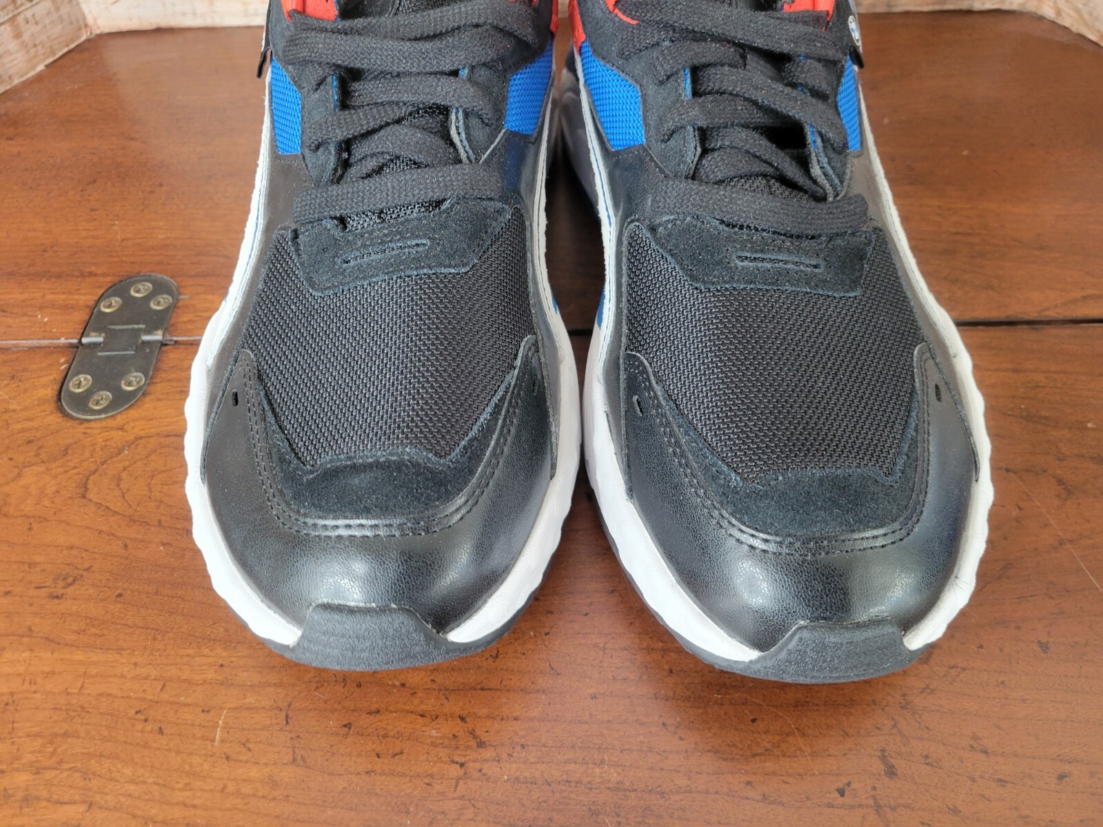 Picture 2 of 12