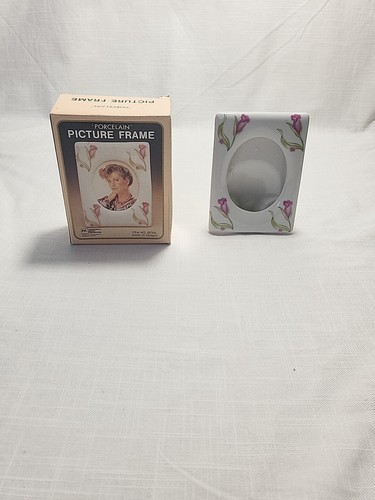 Vintage PIC Liss Brothers Inc Porcelain Picture Frame With Box - Picture 21 of 21
