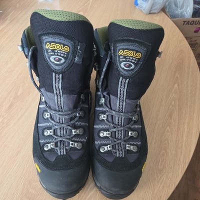 Asolo Fugitive GTX Mens 10.5 Hiking Trekking Mountaineering Waterproof Boots 