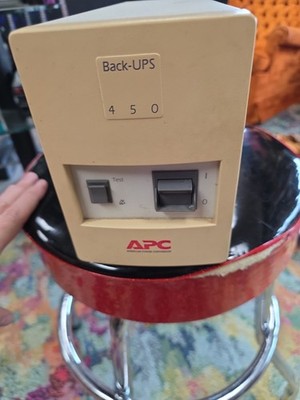 Vintage APC Back-UPS 450 400 Watt Backup Power Supply