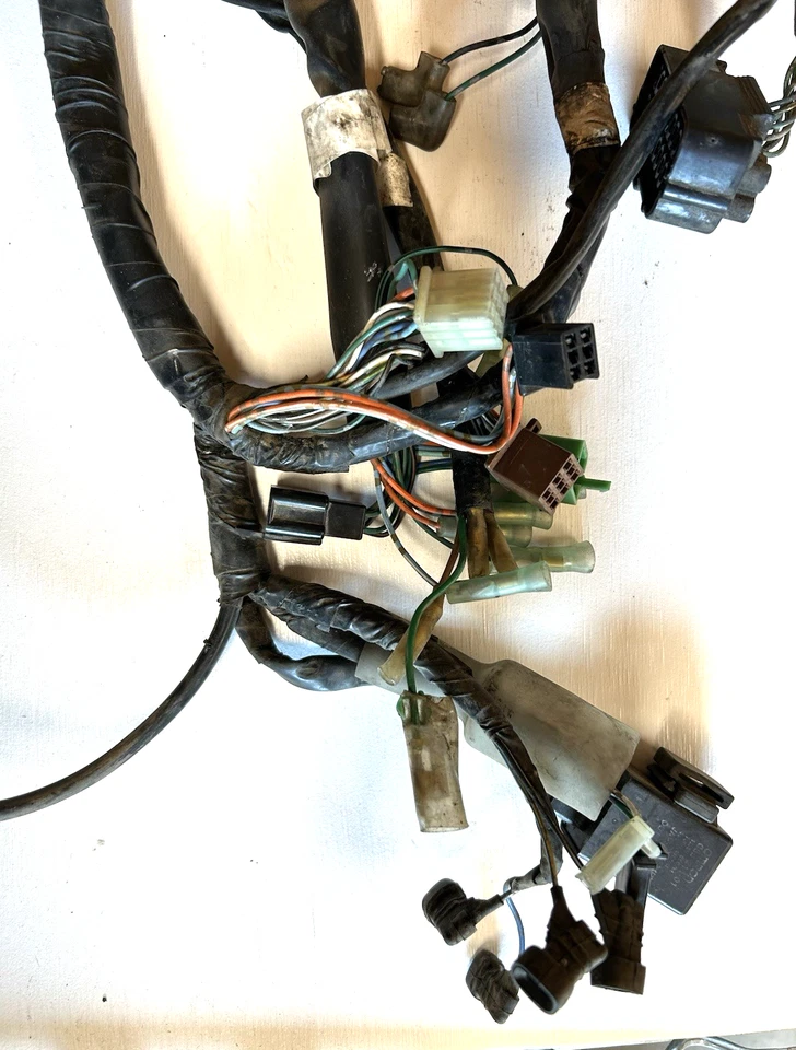 Arnés de cables Honda Shadow Sabre VT1100C2 2003 FABRICANTE DE EQUIPOS ORIGINALES muy bueno Foto 2 de 4