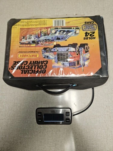 VINTAGE 1970s Matchbox Official 24-Car Carry Case w/ 25 1970s-1980s Diecast Cars