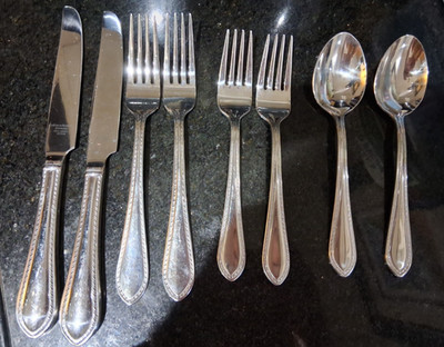 Reed & Barton Dinner Table serving , 18/10 Stainless , 2 each. Not used. Oneida.