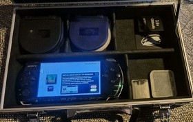 Near Mint, Barely Used, PSP Slim w/10 Games, Memory Sticks, Batteries, Case+