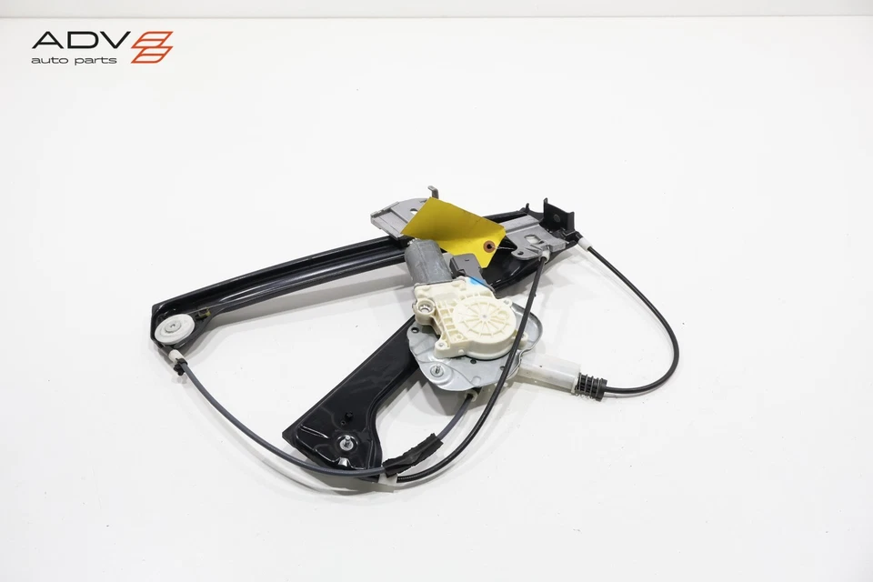 2004 - 2008 BMW Z4 E85 LEFT DRIVER SIDE DOOR WINDOW REGULATOR W/ MOTOR OEM - Image 4 of 4