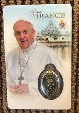 Prayer Card & Medal: Pope Francis & Medal of Pope Francis ***LAMINATED***